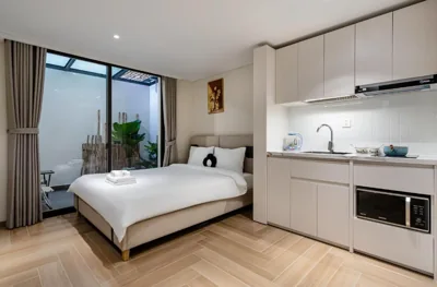 Habitación doble con patio — The Royal Vista - Phu My Hung